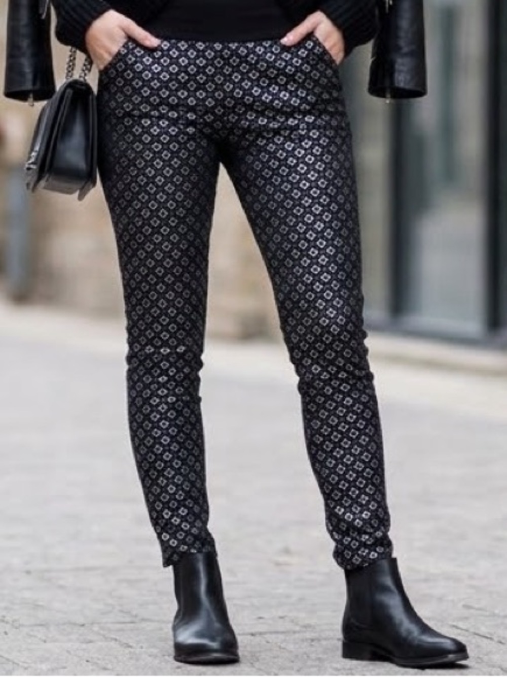 NYGÅRD Luxe Slims Black Silver Geometric Slim Fit Leggings Ankle Pants Size M